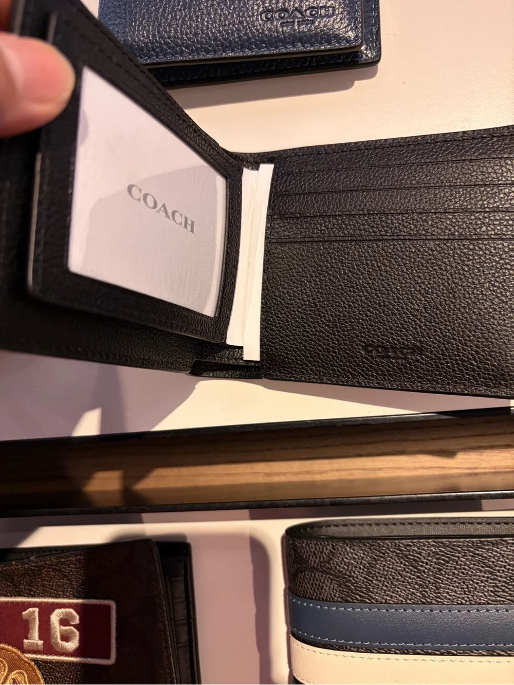 Coach Black Pebble leather tri- Fold Wallet ID case multi card new with tag